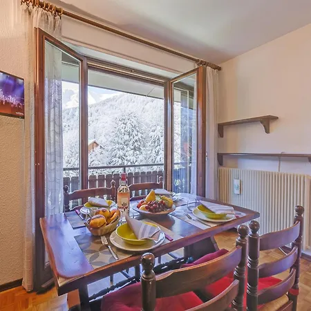 Il Nido Di Elda Few Steps From Skiing - Happy *