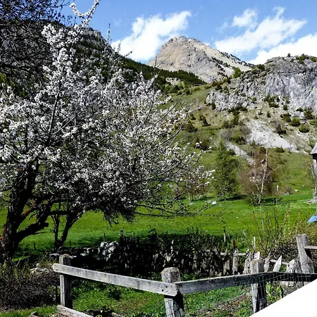 Il Nido Di Elda Few Steps From Skiing - Happy Apartament Bardonecchia